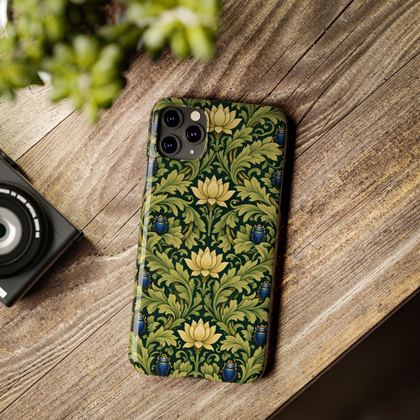 Vintage William Morris Green Lotus & Beetle Slim Phone Case