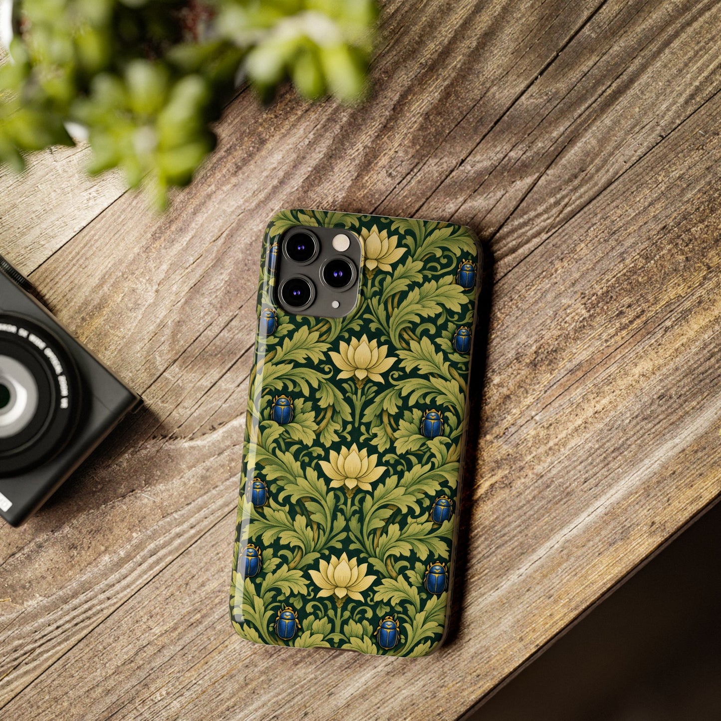 Vintage William Morris Green Lotus & Beetle Slim Phone Case