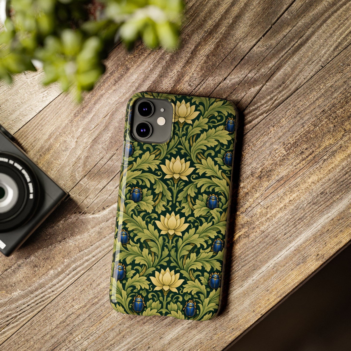 Vintage William Morris Green Lotus & Beetle Slim Phone Case